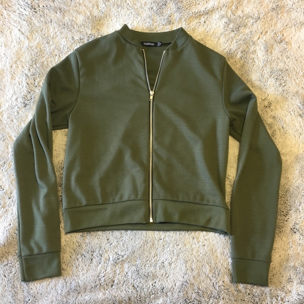 💚 Green bomber jacket